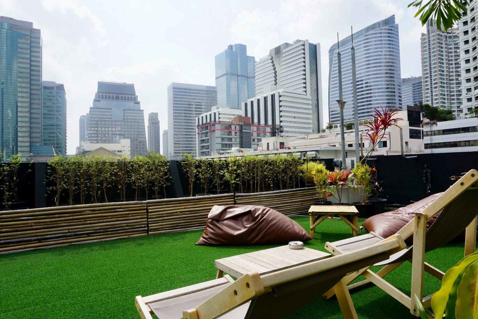 Hip And Funky Apartment Silom Soi 3, With Rooftop View Bangkok Dış mekan fotoğraf