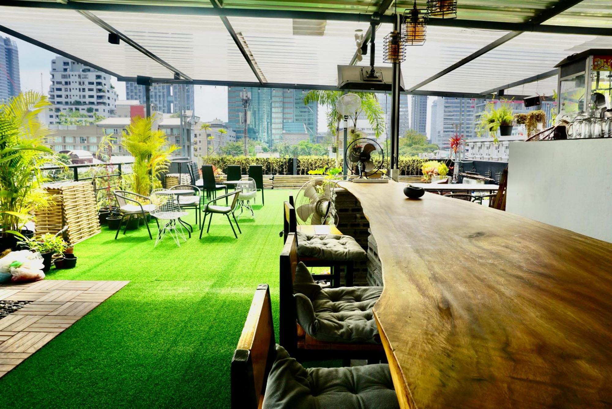 Hip And Funky Apartment Silom Soi 3, With Rooftop View Bangkok Dış mekan fotoğraf