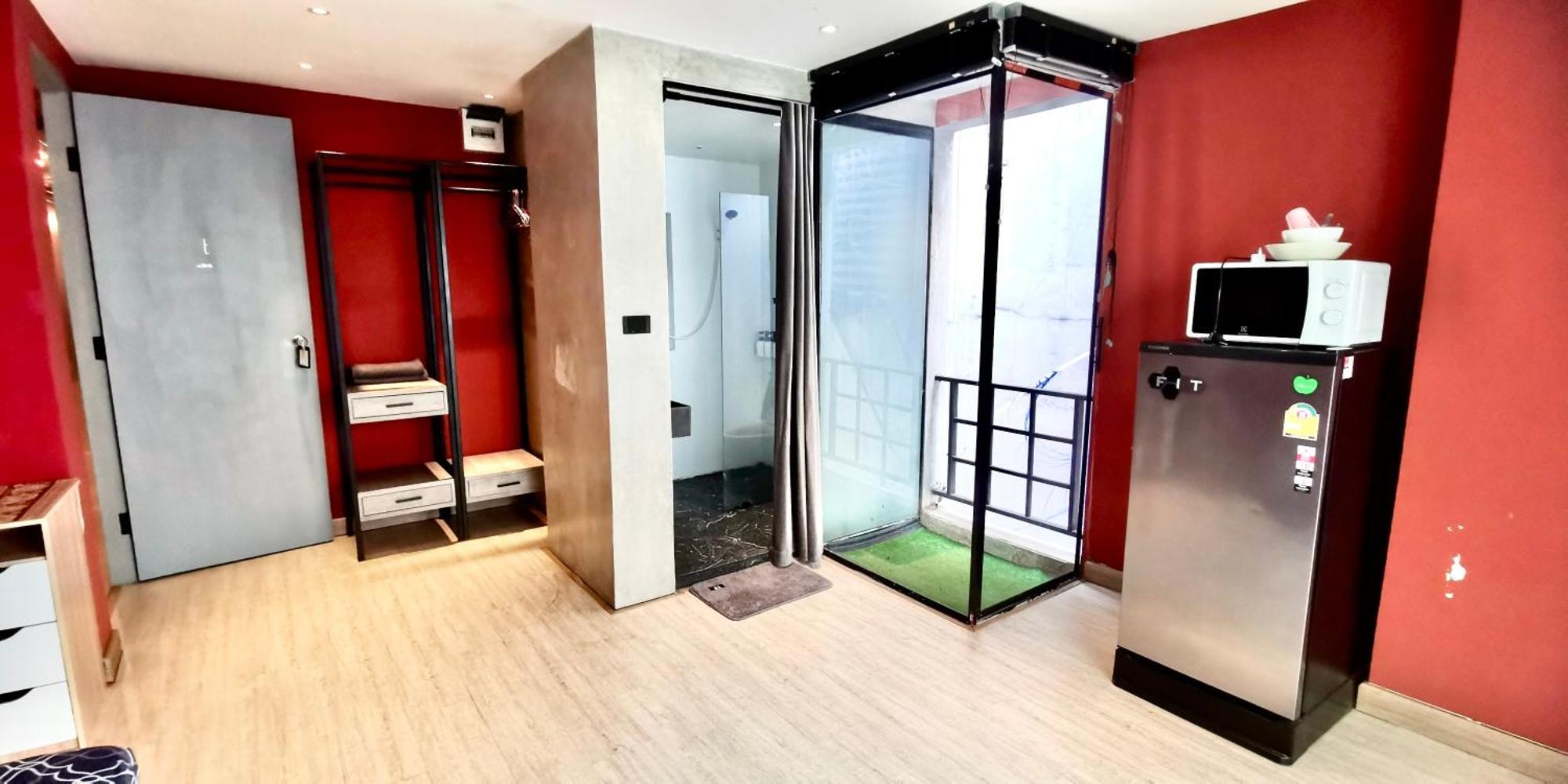 Hip And Funky Apartment Silom Soi 3, With Rooftop View Bangkok Dış mekan fotoğraf