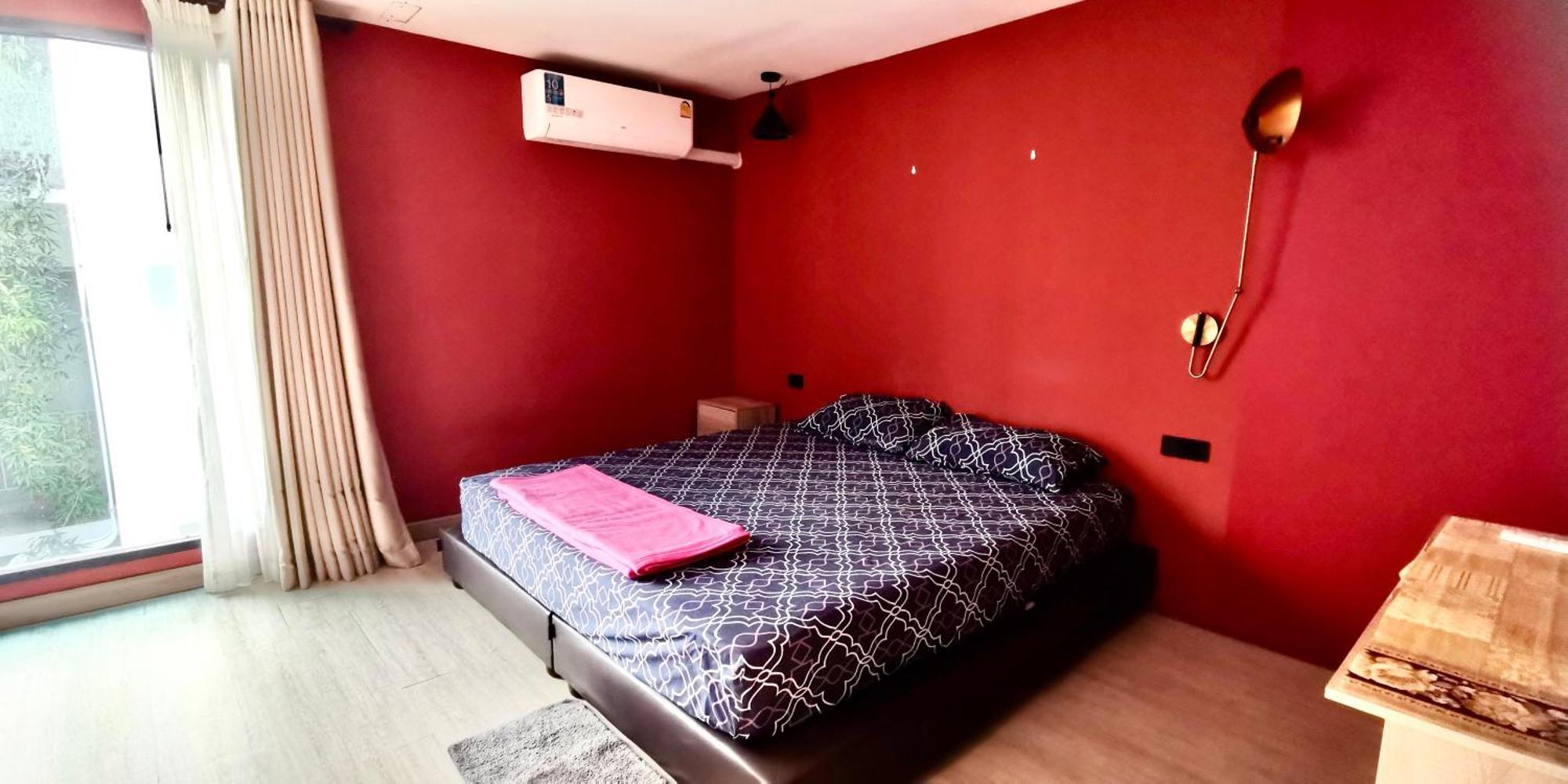 Hip And Funky Apartment Silom Soi 3, With Rooftop View Bangkok Dış mekan fotoğraf